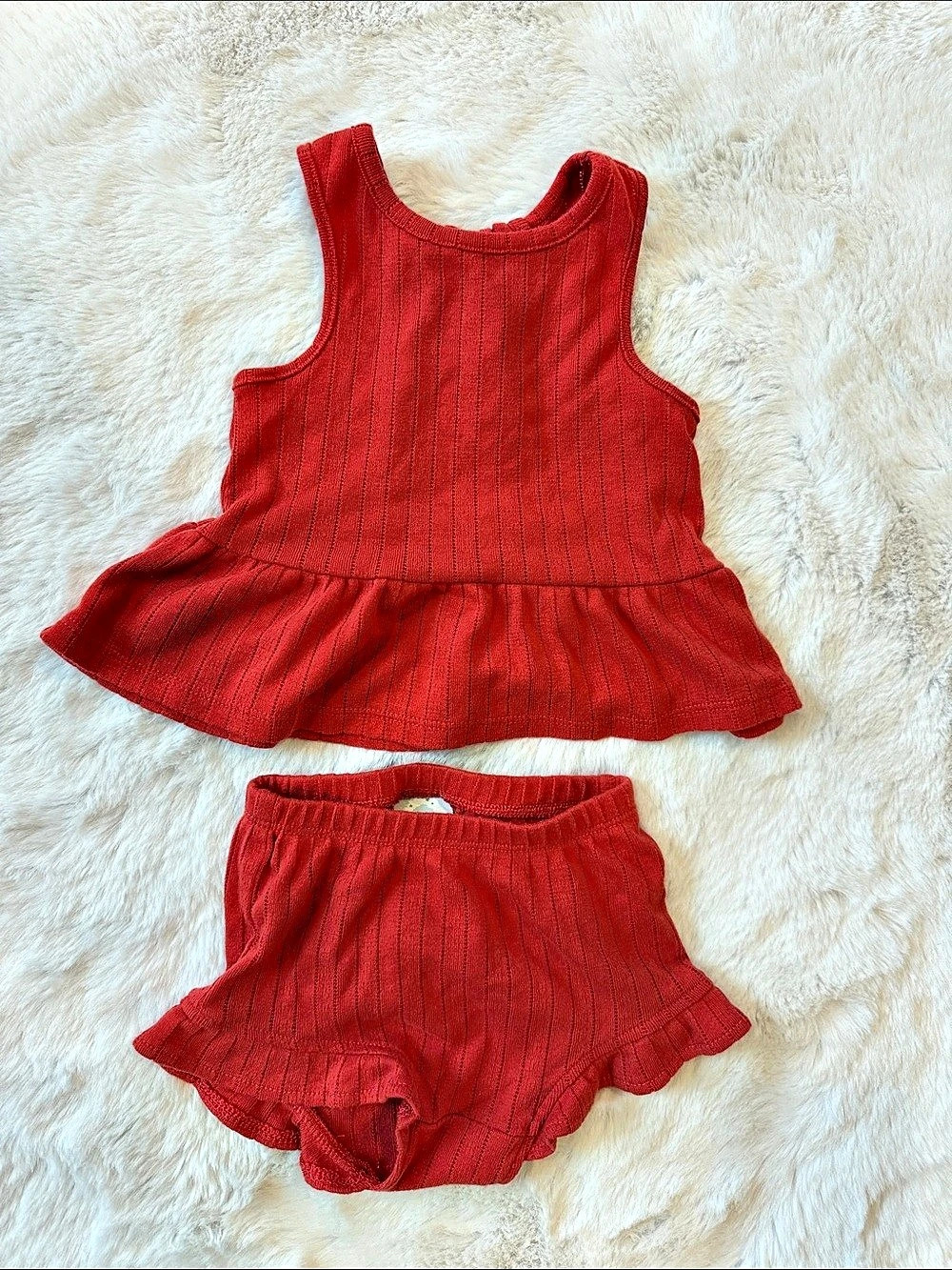 Girls Red Ribbed Matching Set Like New